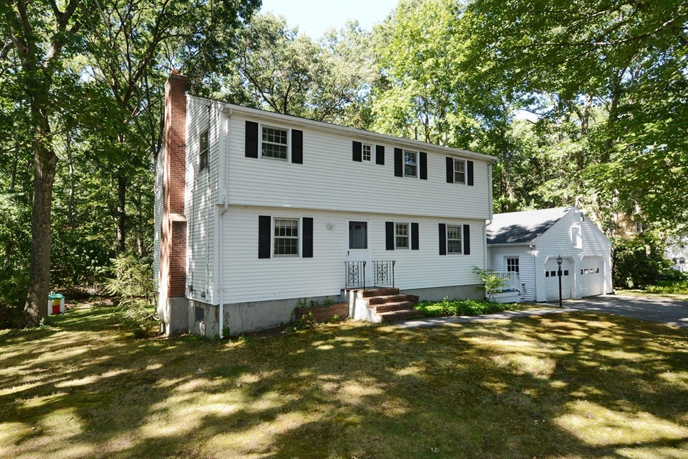 5 Sleepy Hollow Ln, Andover, MA 01810 - photo 1