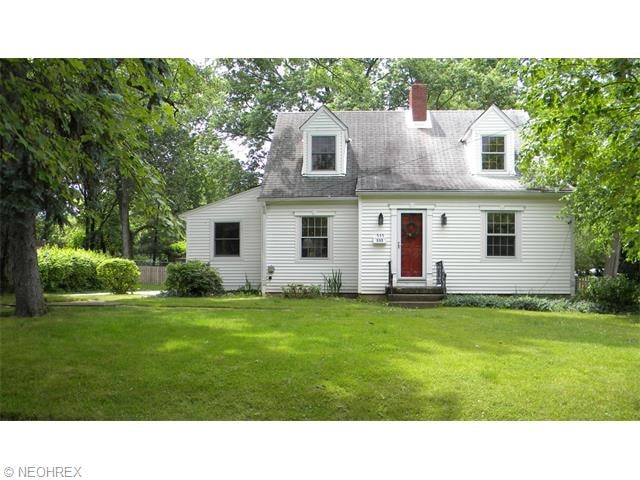 Charming Cape Cod with many updates!