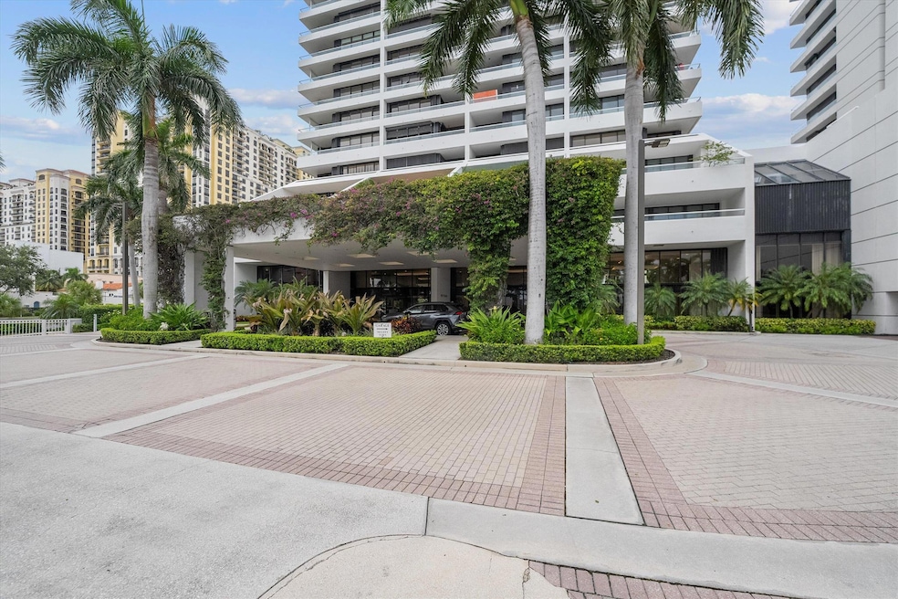 The Plaza of the Palm Beaches unit 1902, West Palm Beach, FL 33401 - photo 1