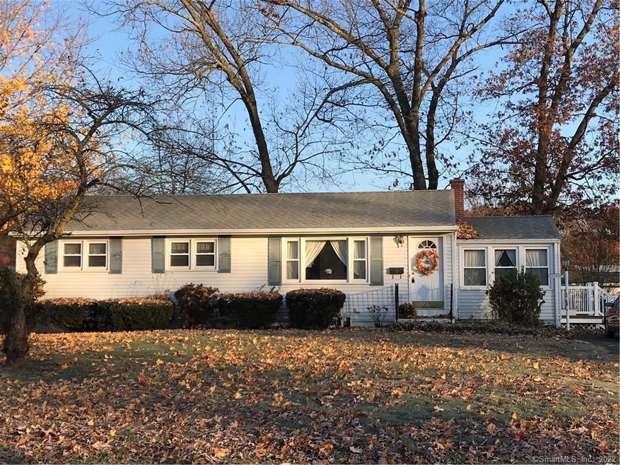 29 Cora St, Enfield, CT 06082 - photo 1