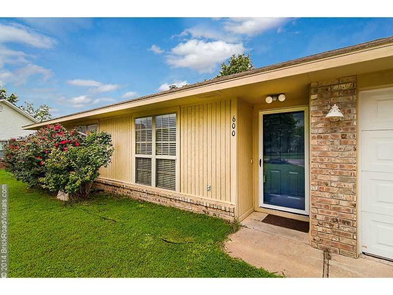 600 Westwood Ave, Prairie Grove, AR 72753 - photo 1