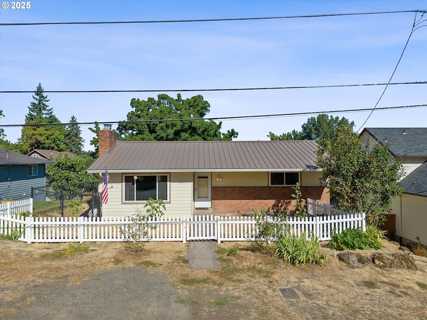 Sold $430,900 • Co-Listing Agent