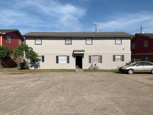 2411 Jaguar Dr unit C, Bryan, TX 77807 - photo 1