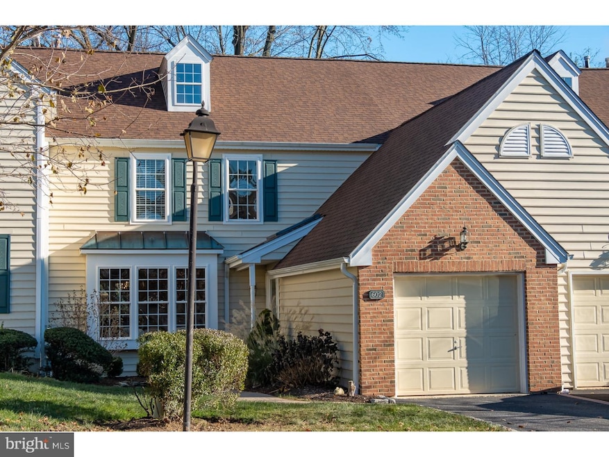 602 Columbia Mills Ct unit 2, Wallingford, PA 19086 - photo 1