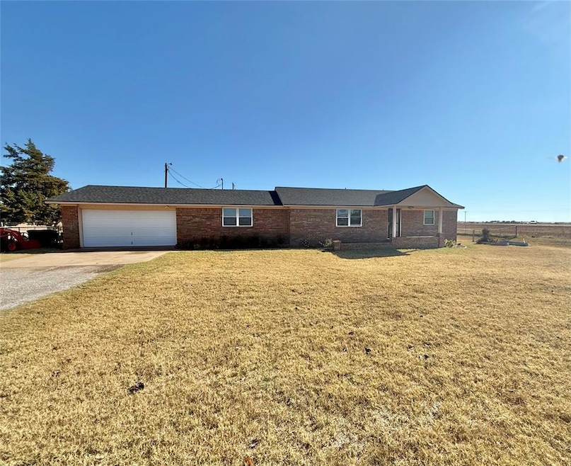 15890 S 2056 Rd, Altus, OK 73521 - photo 1