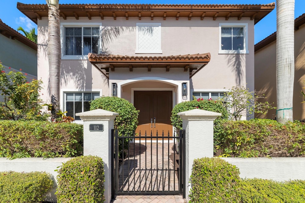 112 NW Gardner St, Boca Raton, FL 33432 - photo 1