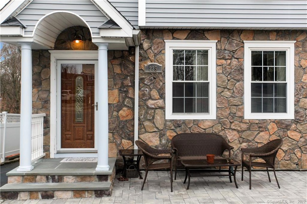 225 Flax Hill Rd unit 1, Norwalk, CT 06854 - photo 1