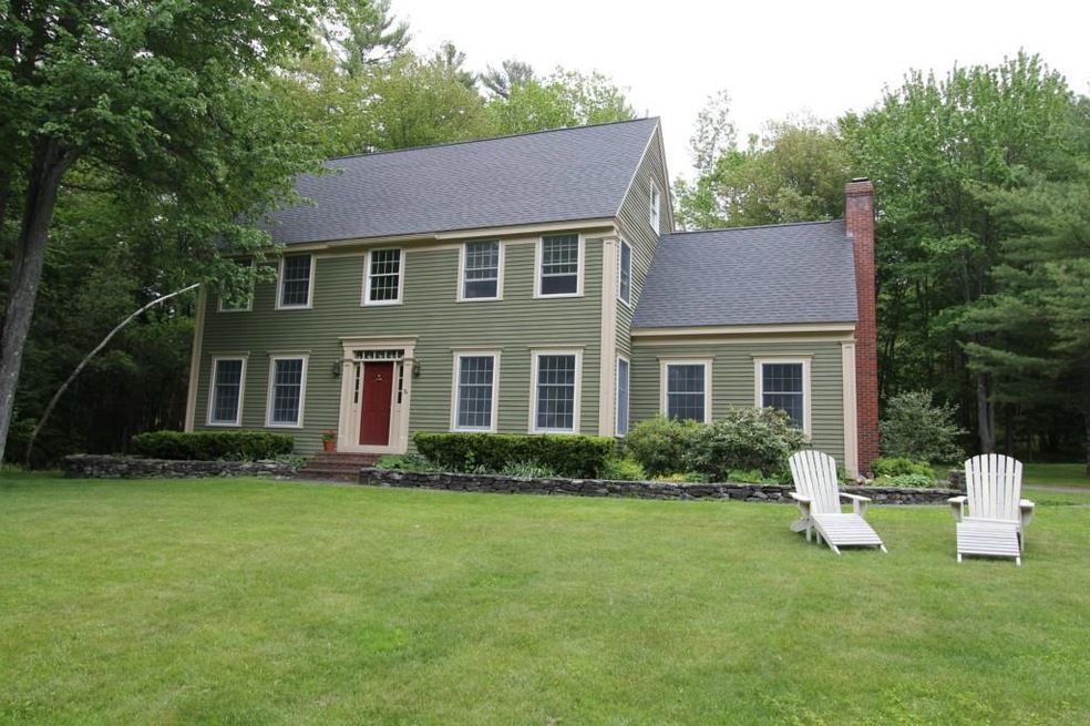 153 Applecrest Dr, Yarmouth, ME 04096 - photo 1