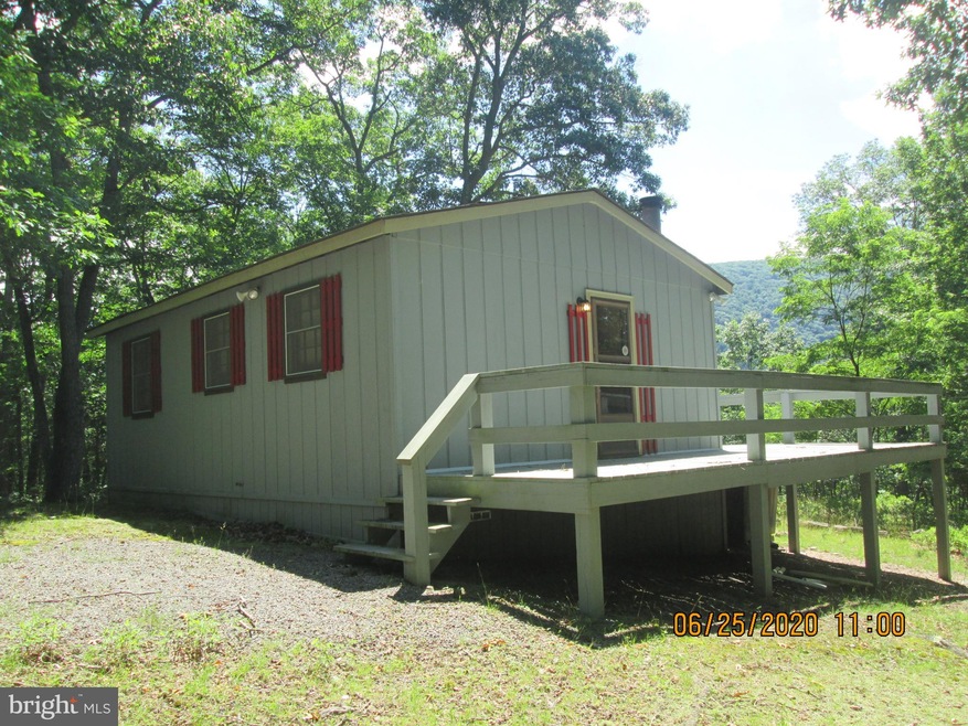 77 Buck Hollow Ct, Great Cacapon, WV 25422 - photo 1