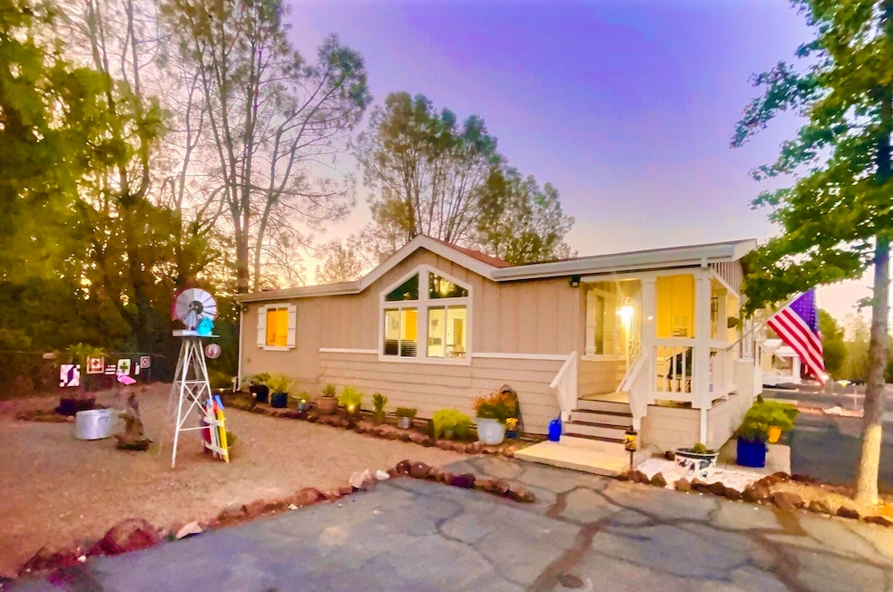 821 Saint Marks St, Redding, CA 96003 - photo 1