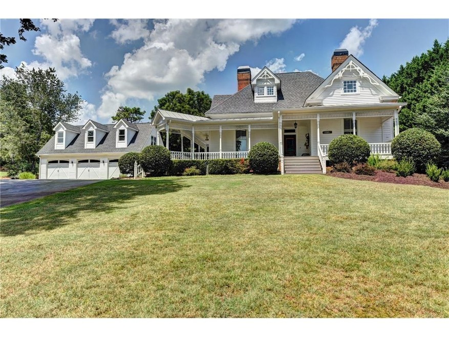 Exquisite Victorian Farm house situated on 2.4 acr