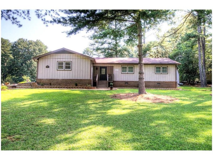Immaculately maintained ranch with incredible land