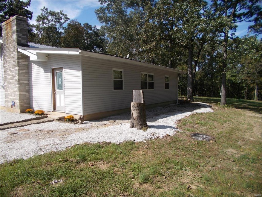 5585 Cedar Dr, Catawissa, MO 63015 - photo 1