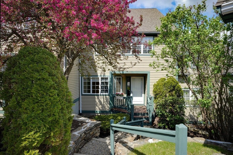 33 Lebeaux Dr, Shrewsbury, MA 01545 - photo 1