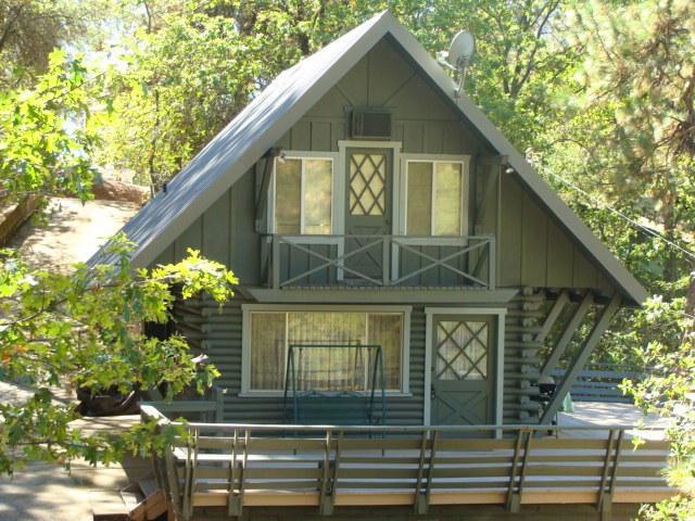 Charming Log Cabin