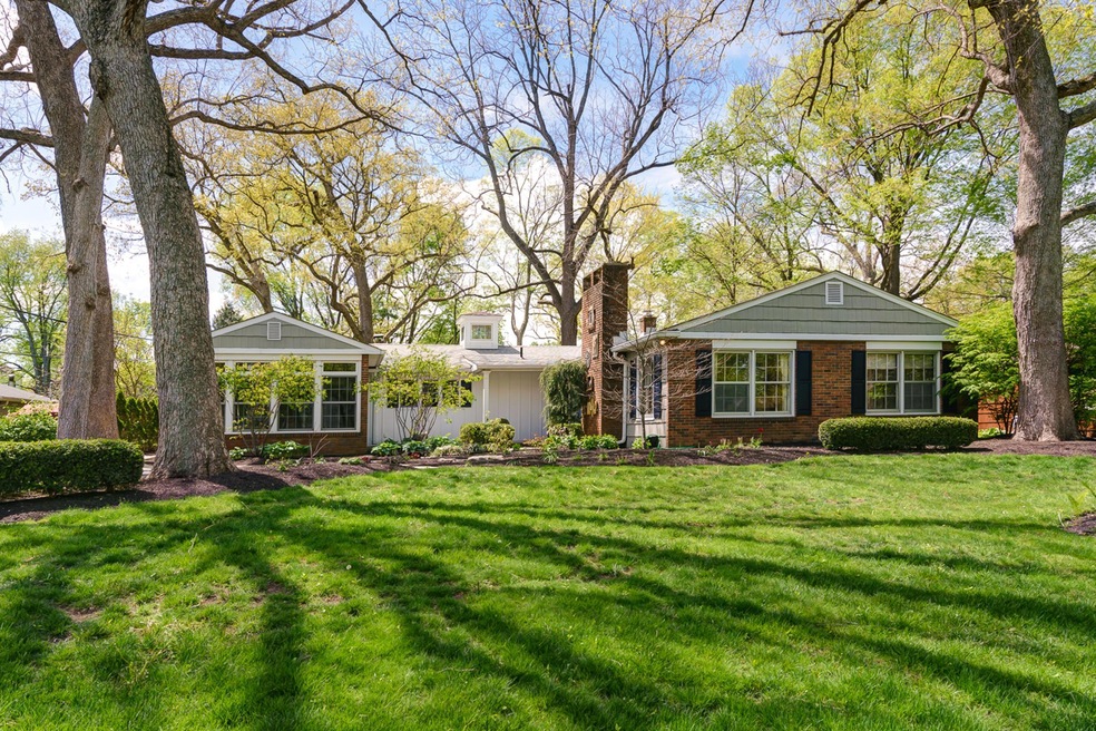 3939 riverview-2
