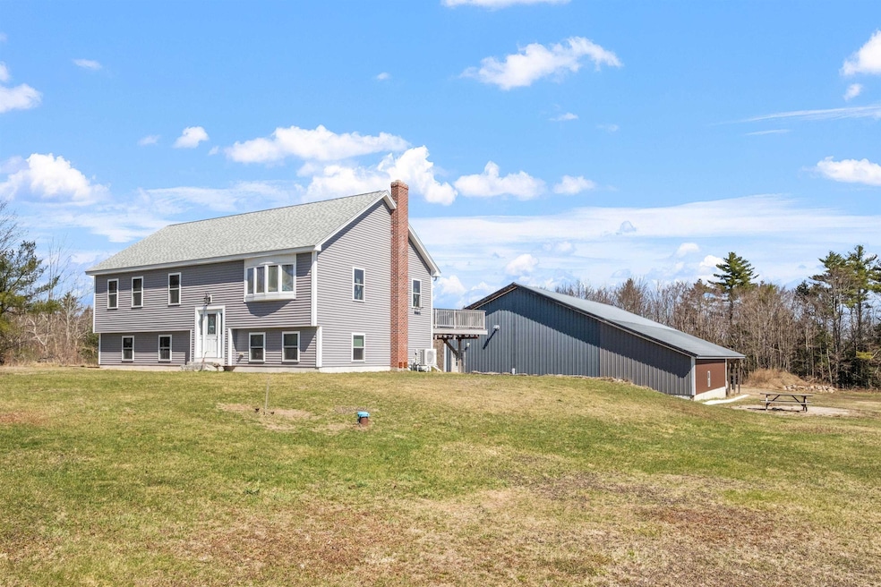 826 S Barnstead Rd, Barnstead, NH 03225 - photo 1
