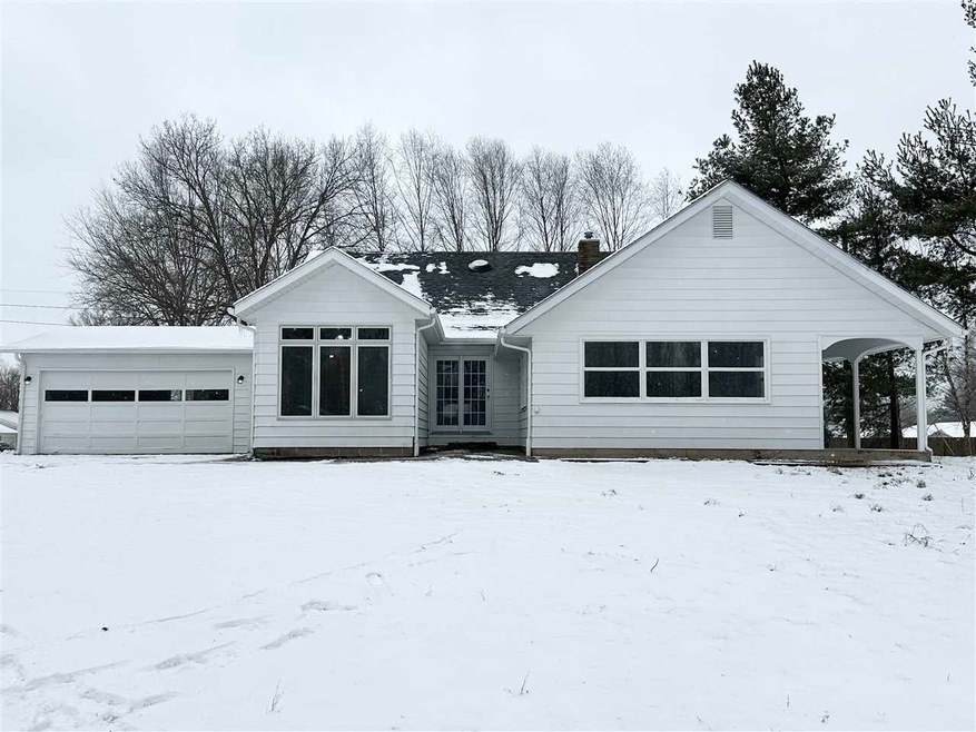 2037 E Springhill Dr, Terre Haute, IN 47802 - photo 1