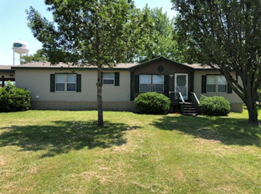 Your new home is waiting for you. Trees, acreage, 