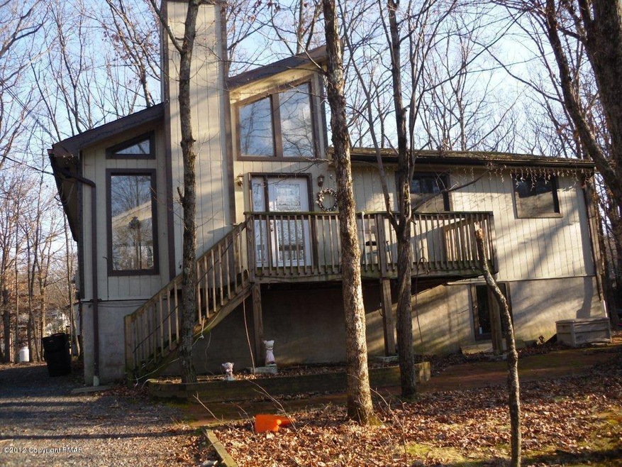 164 Woodacre's Dr, East Stroudsburg, PA 18302 - photo 1