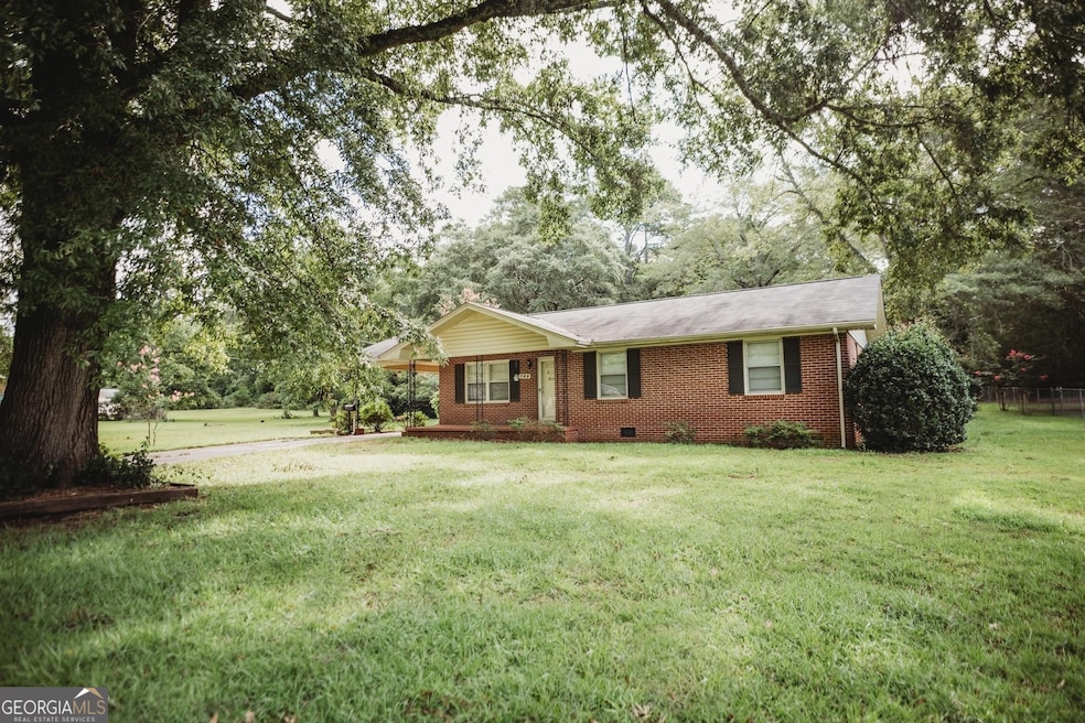 200 Lafayette St, Barnesville, GA 30204 - photo 1