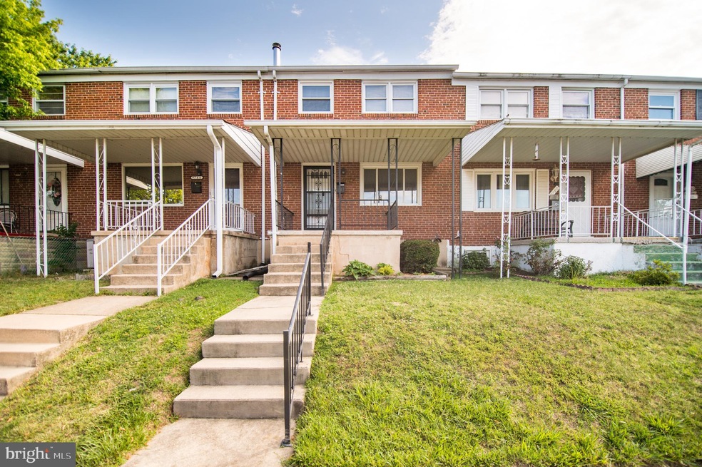 9746 Conmar Rd, Middle River, MD 21220 - photo 1