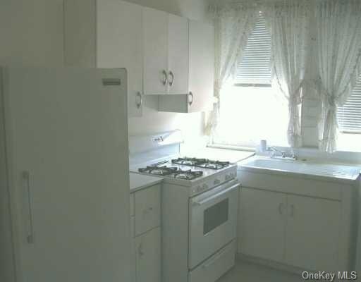 2 Store Rd, Tuxedo Park, NY 10987 - photo 1