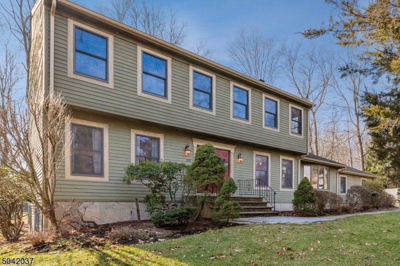 307 Forest Rd, Mahwah, NJ 07430 - photo 1