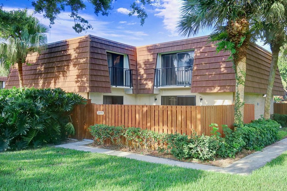 2401 24th Ct, Jupiter, FL 33477 - photo 1