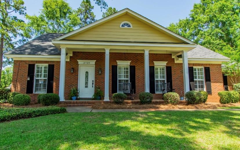 3709 Castle Pines Ln, Albany, GA 31721 - photo 1