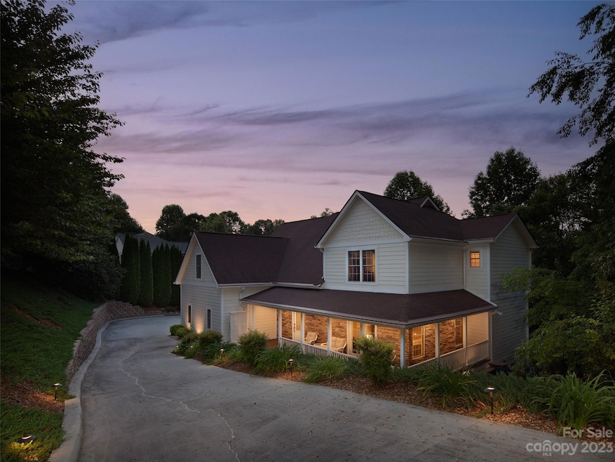 42 Buckeye Dr, Hendersonville, NC 28792 - photo 1