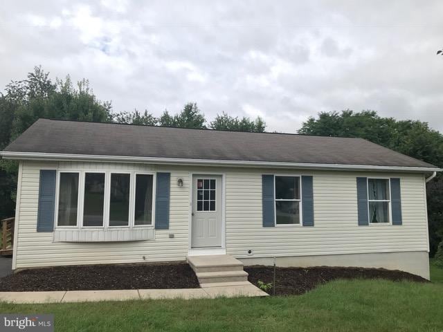 2765 Tattoo Dr, Chambersburg, PA 17202 - photo 1