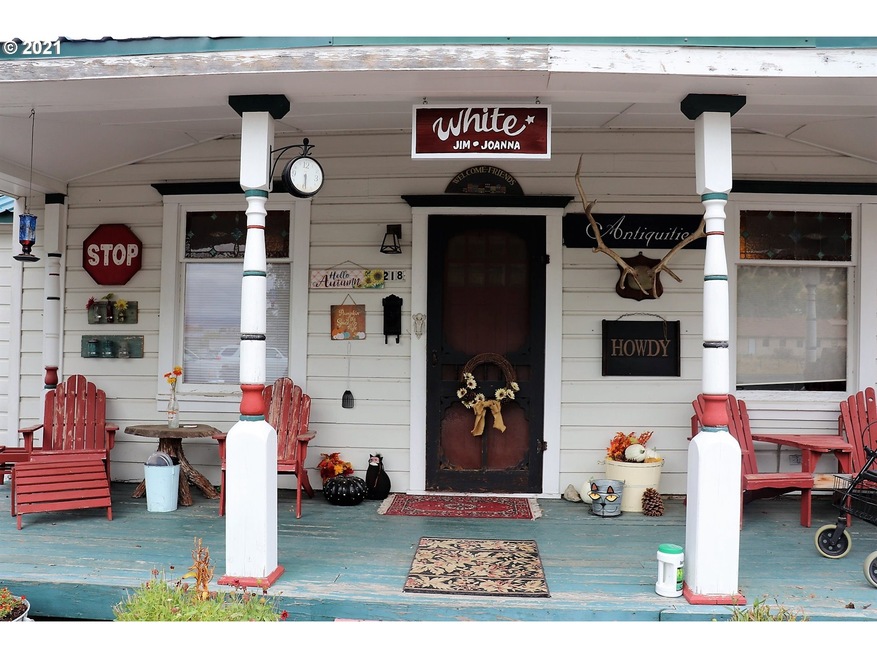 218 N Johnson St, Prairie City, OR 97869 - photo 1