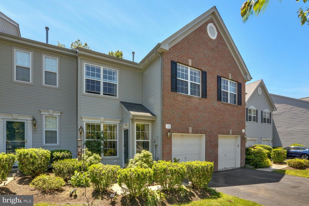 125 Warwick Rd, Princeton Junction, NJ 08550 - photo 1