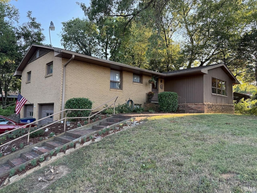 2007 W Brumfield Ave, Princeton, IN 47670 - photo 1