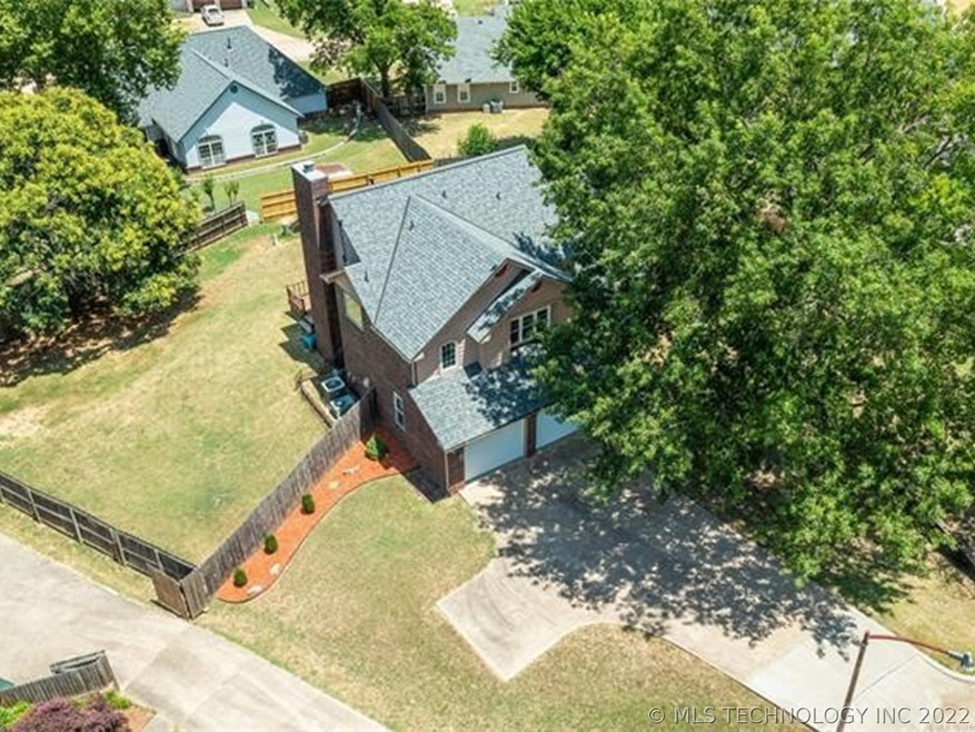 510 Glencoe Cir, Claremore, OK 74017 - photo 1