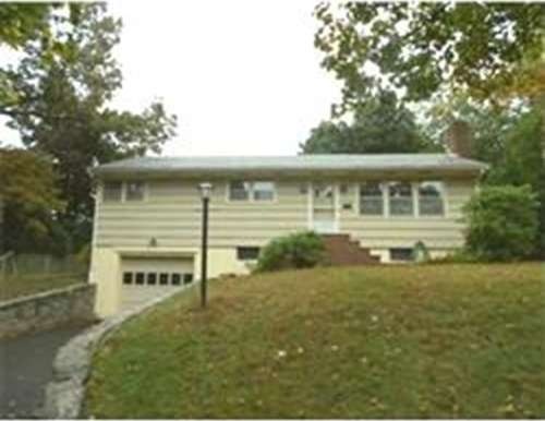 35 Chevy Chase Rd, Worcester, MA 01606 - photo 1