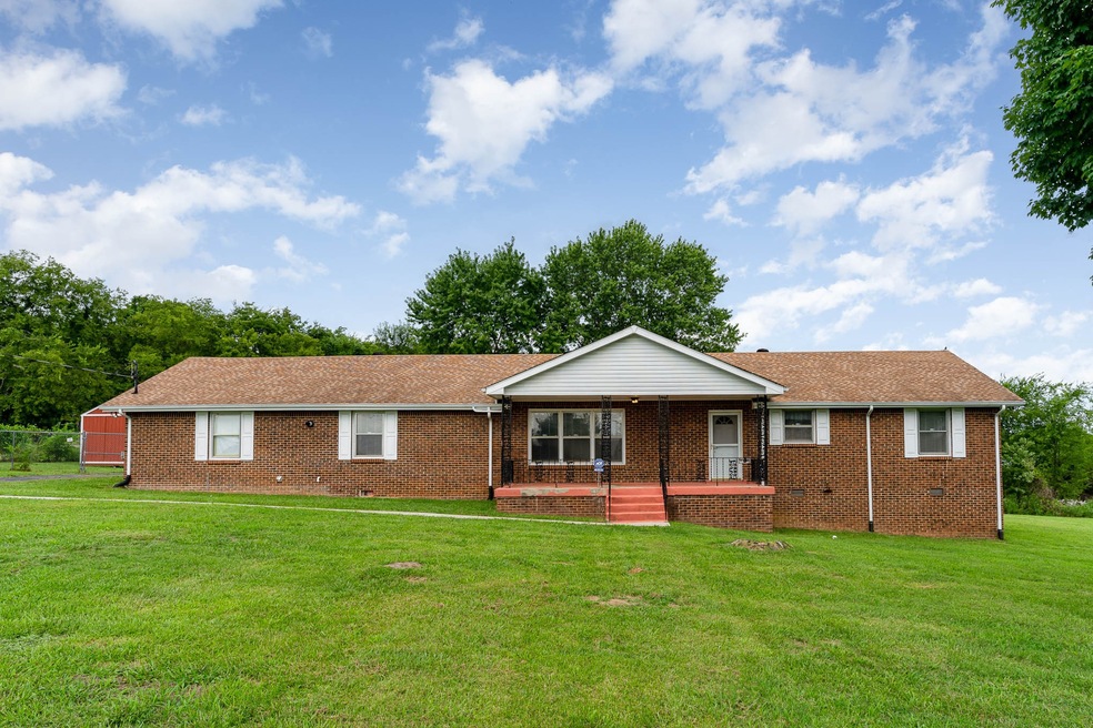 2200 Cainsville Rd, Lebanon, TN 37090 - photo 1