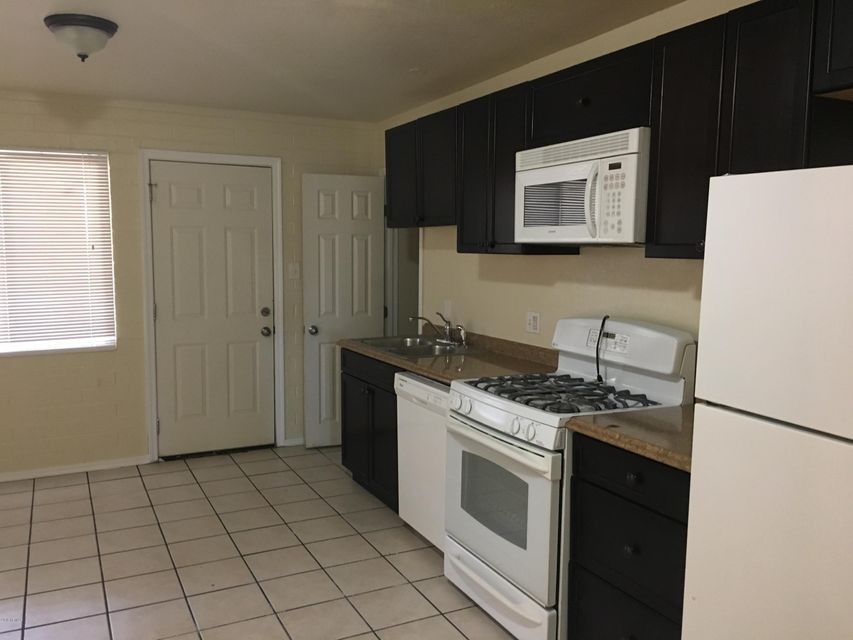 5002 W Bethany Home Rd unit 155, Glendale, AZ 85301 - photo 1