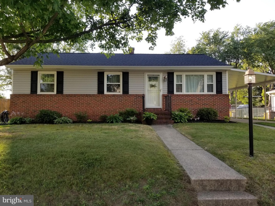 252 Kenwood Rd, Pasadena, MD 21122 - photo 1