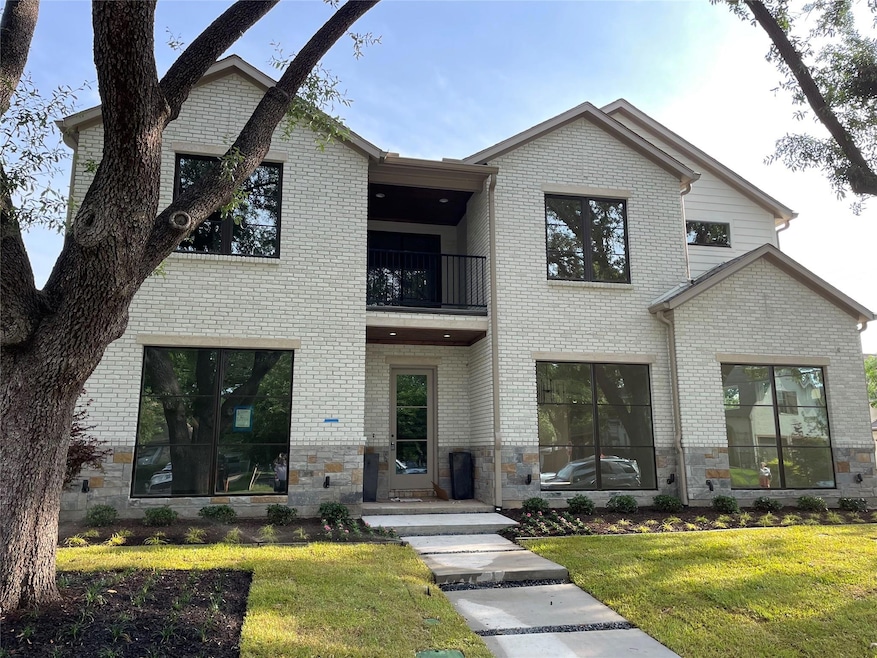 5549 Longview St, Dallas, TX 75206 - photo 1