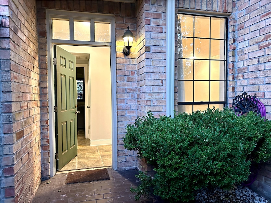 4000 Purdue St unit 159, Houston, TX 77005 - photo 1