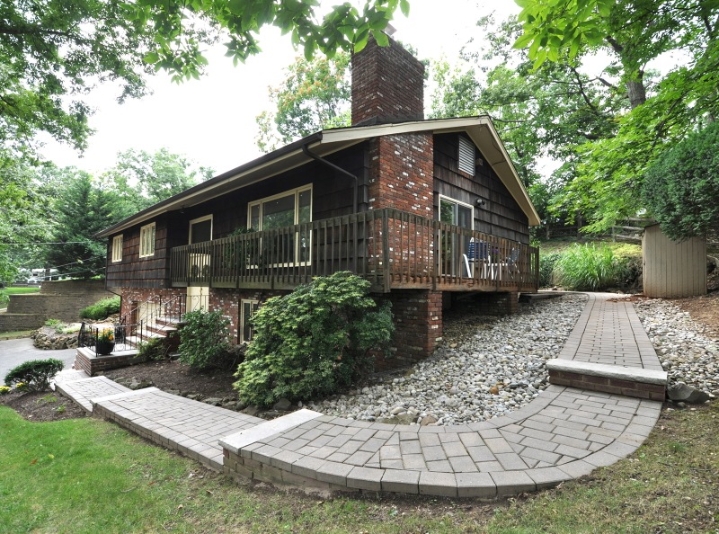 5 Rock Spring Rd, West Orange, NJ 07052 - photo 1