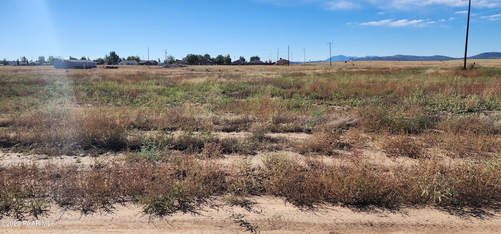 475 W Guymas Trail, Paulden, AZ 86334 - photo 1