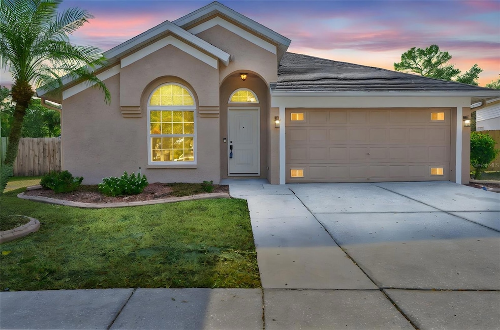 1719 Scotch Pine Dr, Brandon, FL 33511 - photo 1