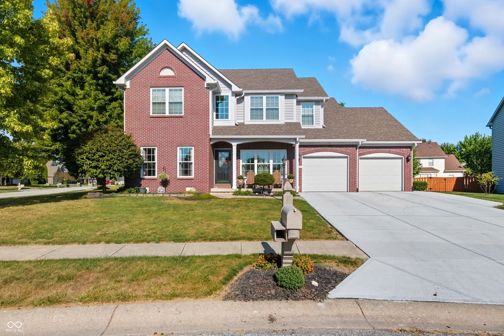 Pending $374,900 • Co-Listing Agent