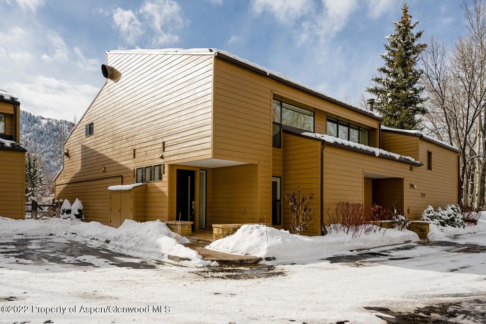 155 Lone Pine Rd #2