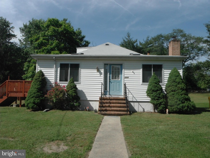 1210 Valley Rd, Pasadena, MD 21122 - photo 1