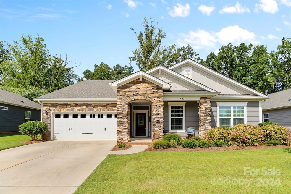 929 Mayapple Way, Belmont, NC 28012 - photo 1