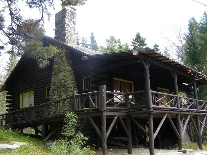 103 Crest Ave, Boothbay Harbor, ME 04538 - photo 1